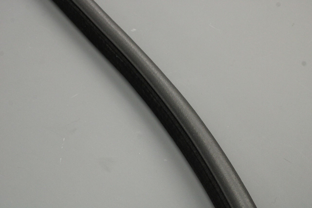 Range Rover Evoque L538 12-18 left/right front inner door seal LR048307