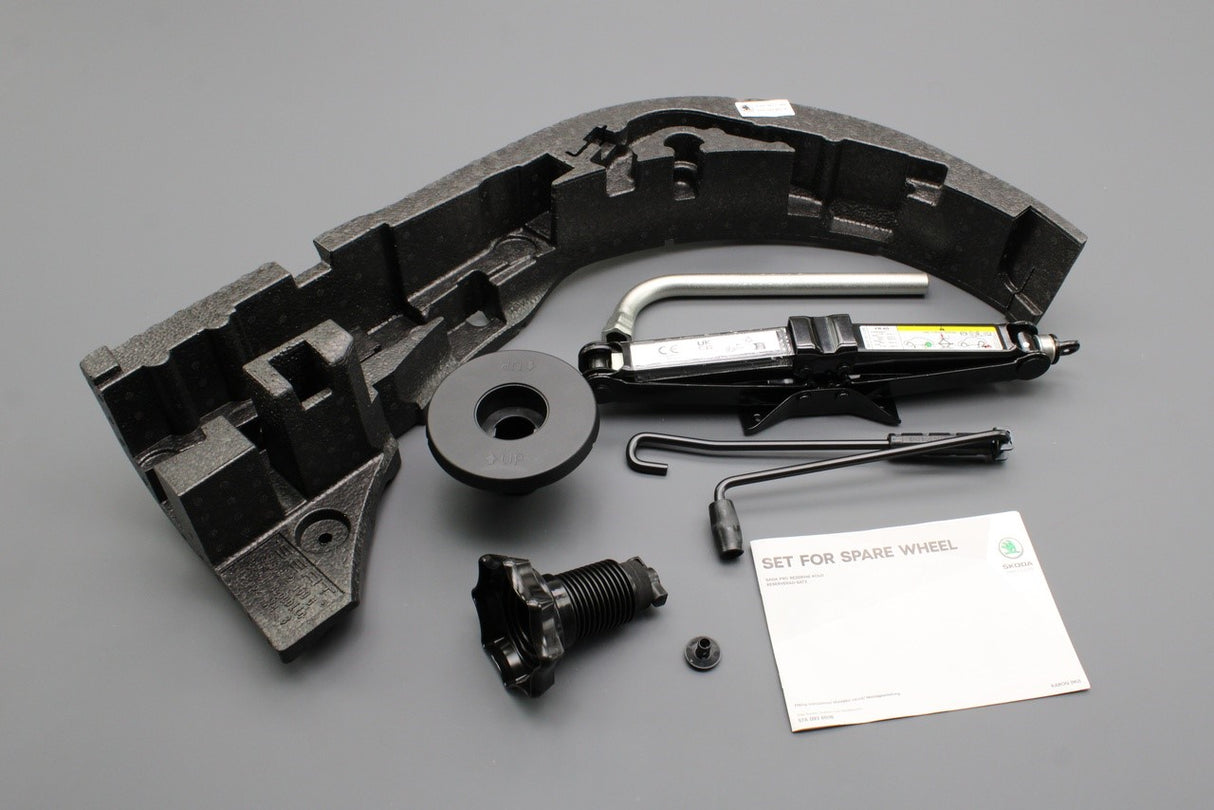 Skoda Karoq 2018-on 18 inch spare wheel tool kit 57A093860B