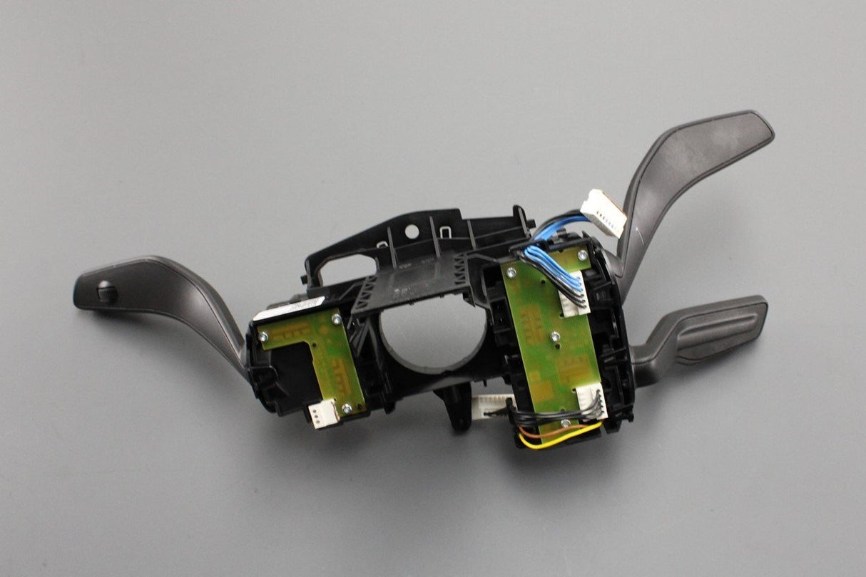 Audi A3 RS3 Q2 steering column stalk switches (cruise con) 8V0953502AH