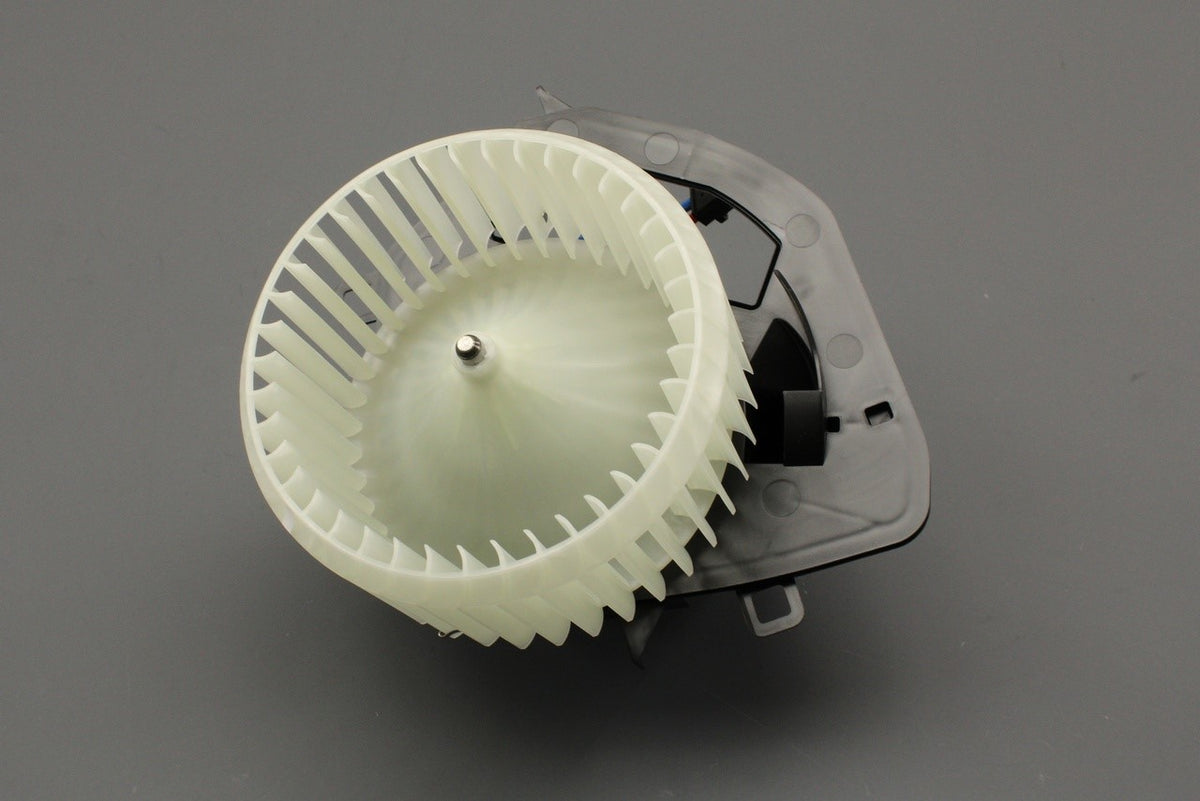 VW Transporter T6.1 2020-on heater blower motor fan (RHD) 7LA819015A, view 1