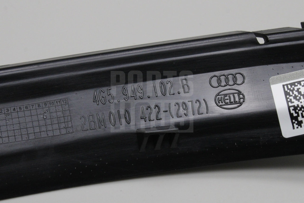 Audi A6 S6 RS6 2011-18 wing mirror indicator (right) 4G5949102B