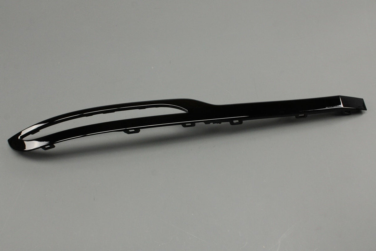 Range Rover Velar 2017-on rear bumper trim strip (right) LR093570, view 1