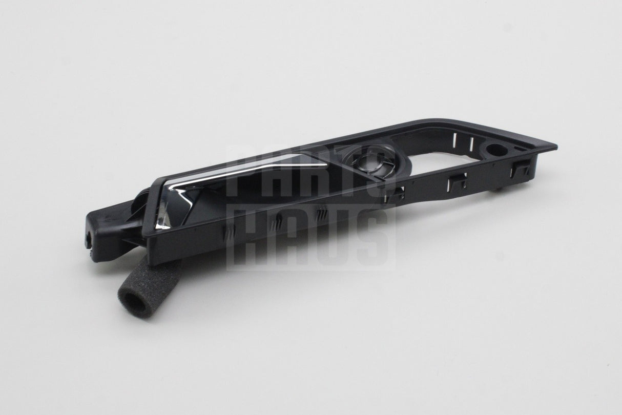 Skoda Fabia 2015-23 drivers door interior release handle 6V0837222A 2ZZ