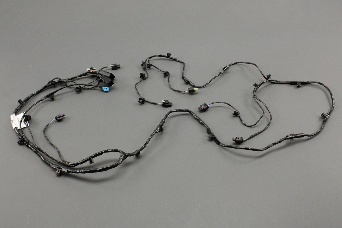 Land Rover Discovery 5 L462 17-on front bumper wiring harness LR087136, view 1