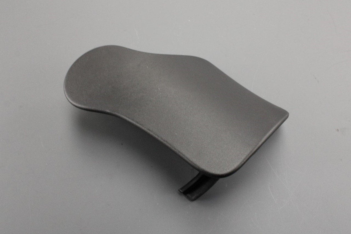 Audi TT TTS TTRS 2015-on RHD bonnet release handle 8S2823533D 4PK