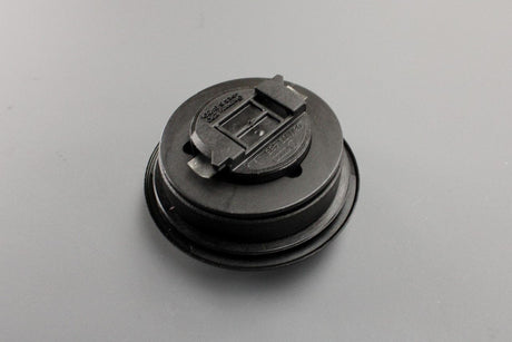 Audi A4 A5 A6 A8 RS4 RS5 RS6 engine oil filler cap (V6 V8) 06M103485D