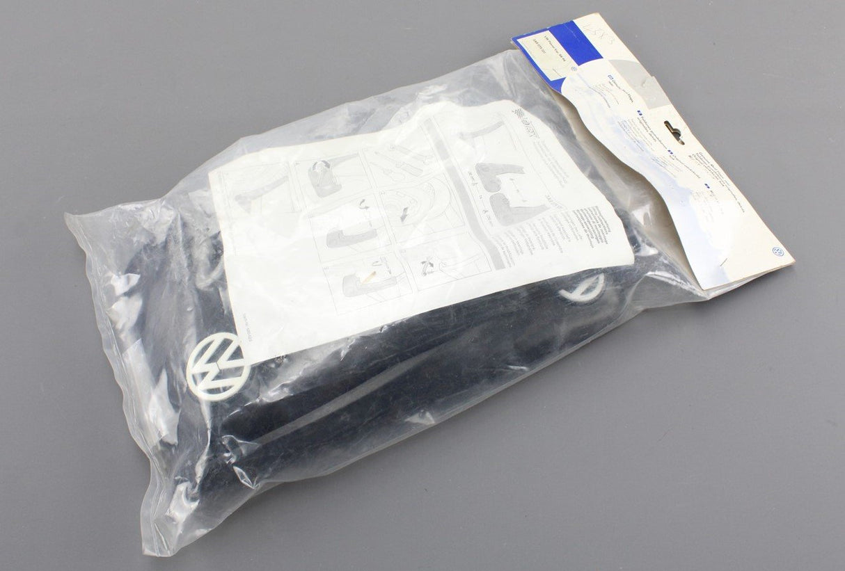 VW Passat estate B4 1994-96 mud flaps set (rear, pair) 3A9075101