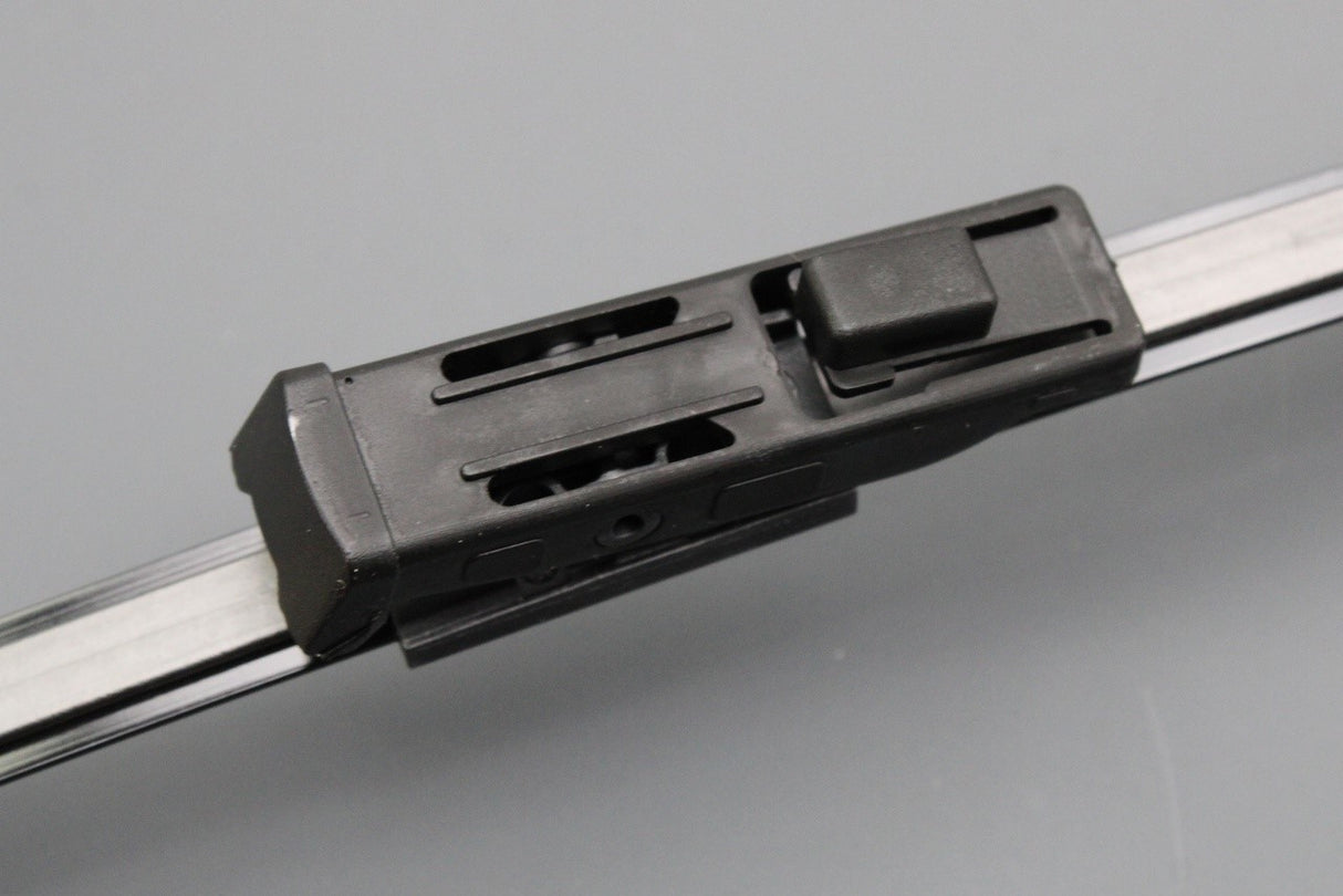 VW Tiguan 2024-on wiper blade (rear) 571955427 9B9