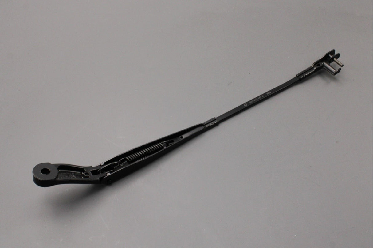 VW Passat B5.1 Skoda Superb 02-08 RHD front wiper arm (right) 3B2955410C