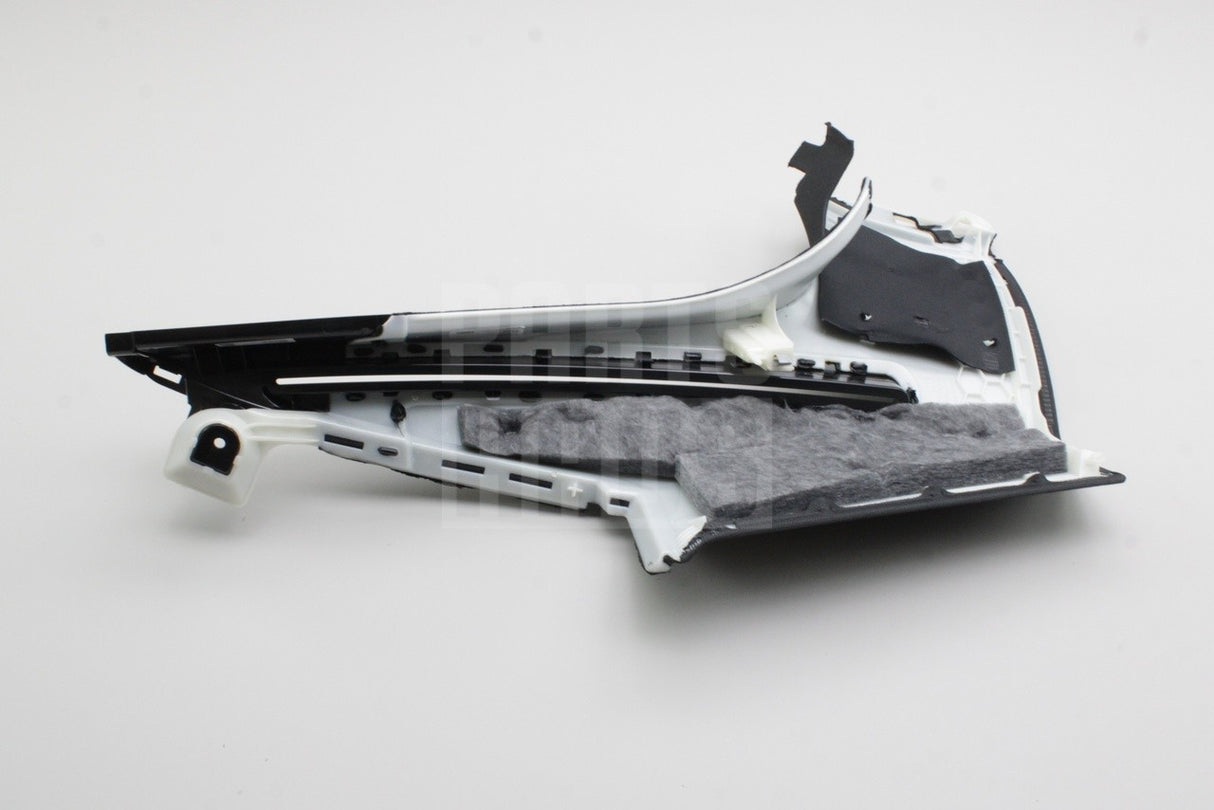 Audi A6 S6 RS6 2019-on rear upper D-pillar trim (right) 4K9867246K 3GX