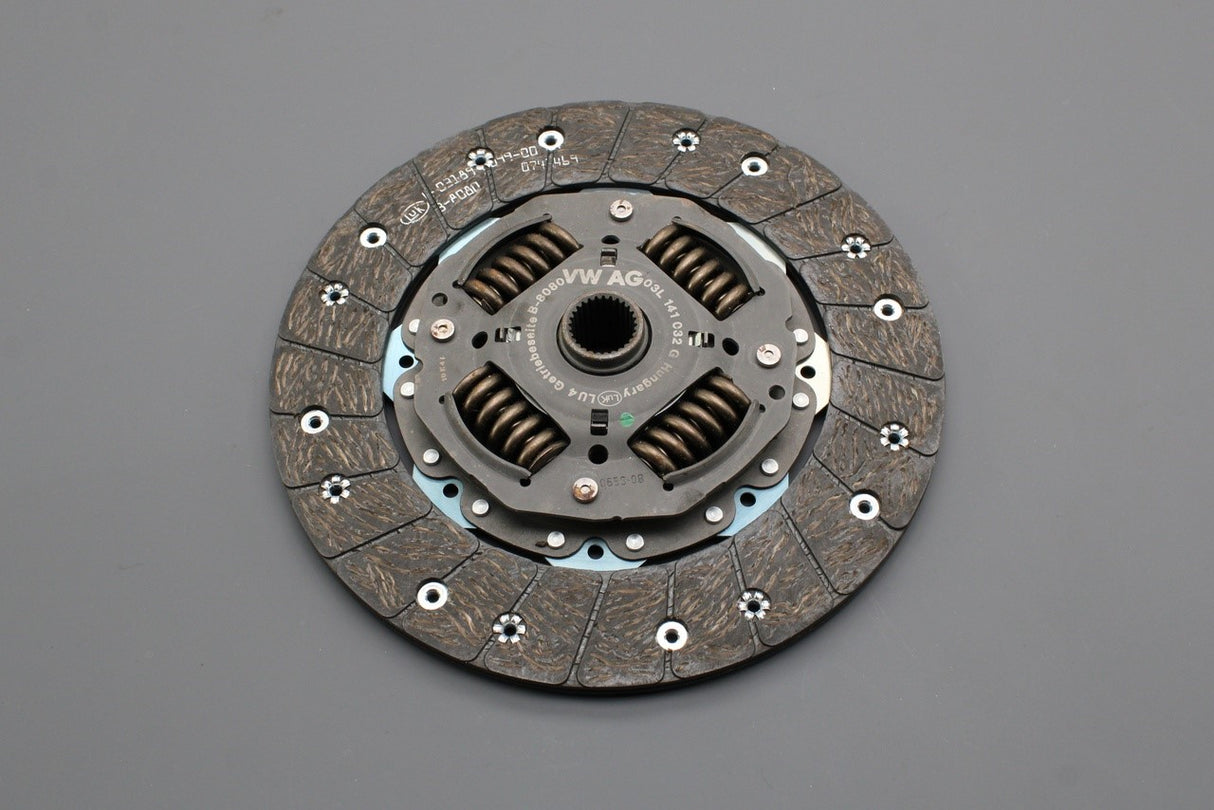 VW Golf Caddy Audi A1 Skoda SEAT 1.6 TDI clutch plate disc 03L141032G