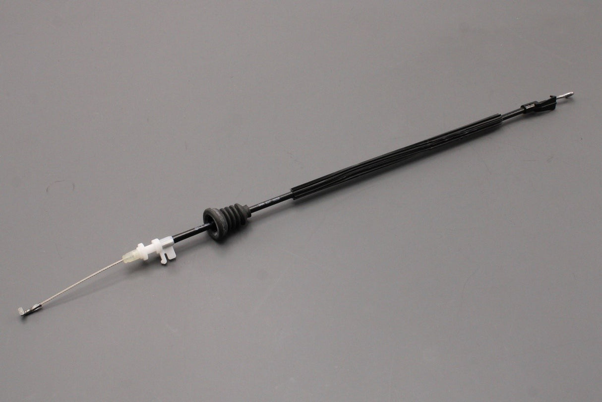 VW Passat B7 2011-2015 front door lock bowden cable (inner) 3AA837085A