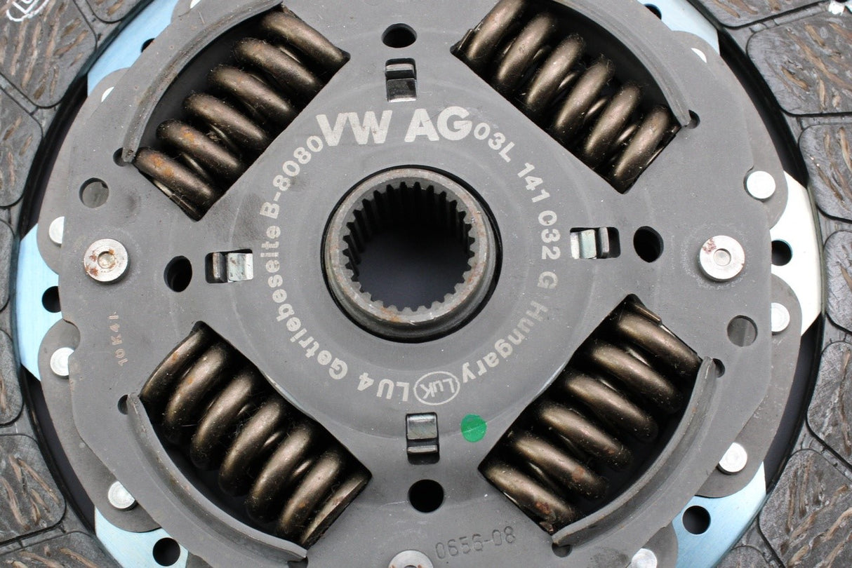 VW Golf Caddy Audi A1 Skoda SEAT 1.6 TDI clutch plate disc 03L141032G