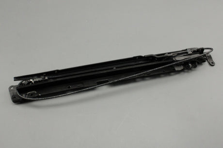 Range Rover Evoque 2019-on panoramic glass roof rail (right) LR139160