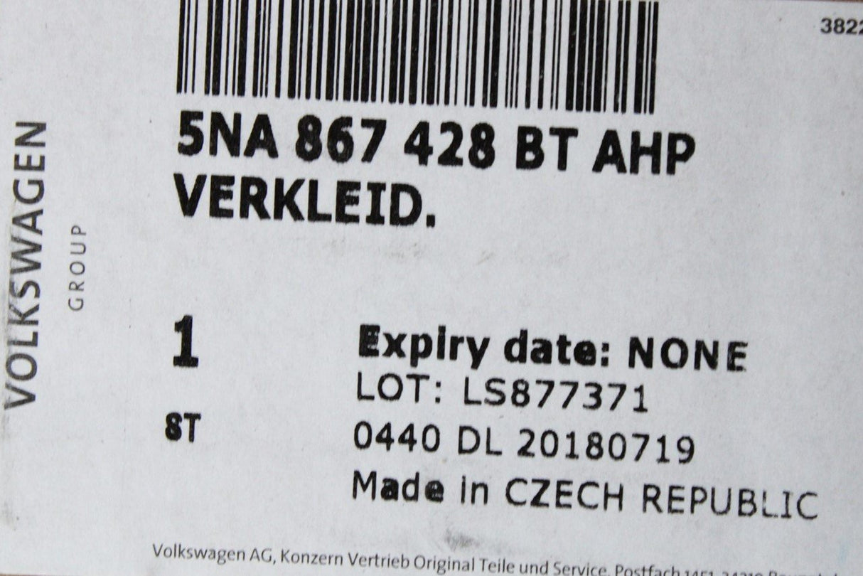 VW Tiguan 2016-on boot side panel carpet trim (right) 5NA867428BT AHP