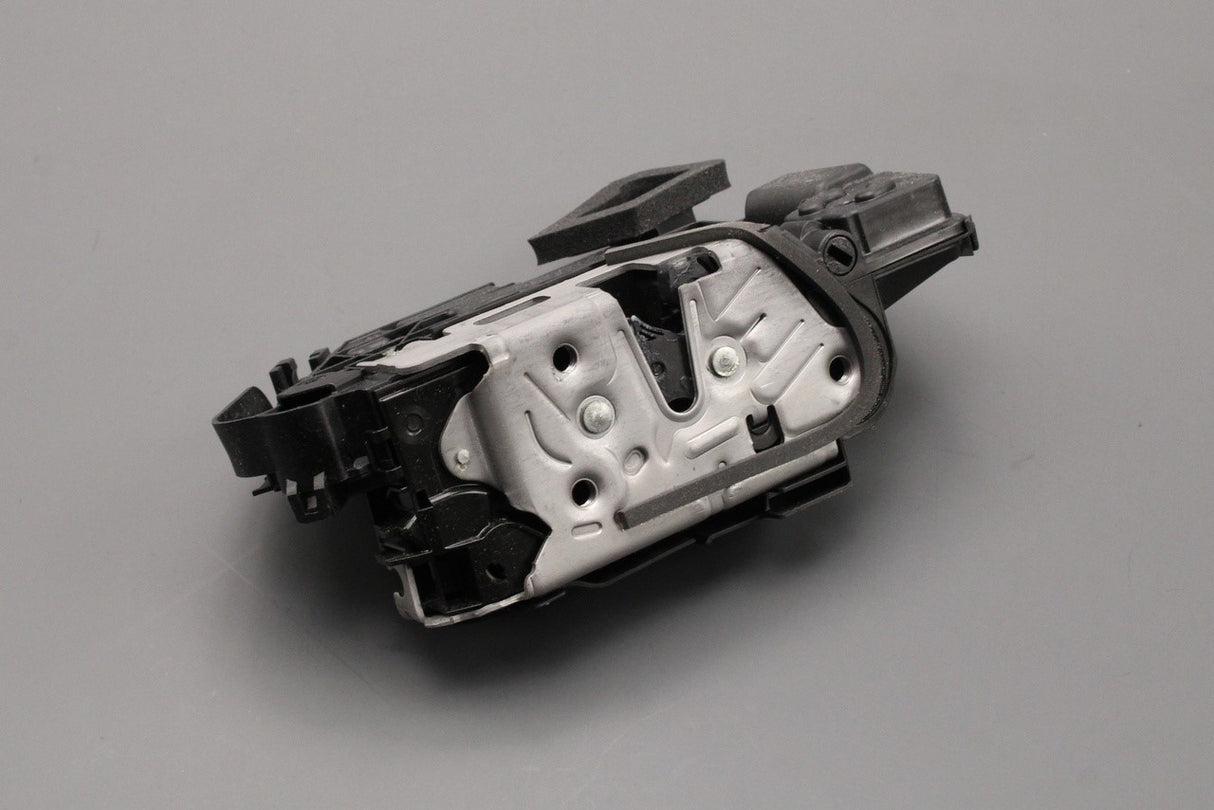 VW Passat Audi A3 Q3 Skoda 2016-on door lock (rear right) 5TA839016T