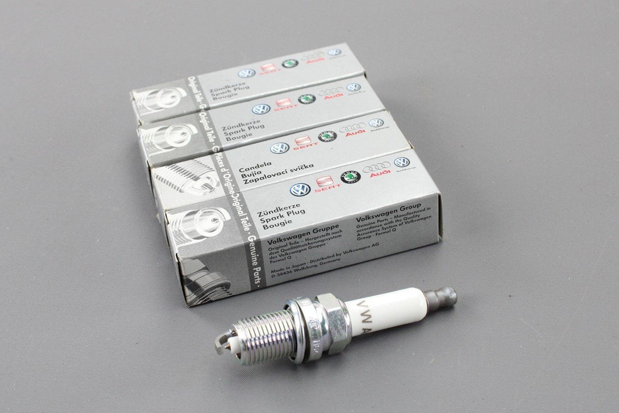 VW Audi Skoda SEAT 2.0 TSI TFSI longlife spark plugs (x4) 06H905601A
