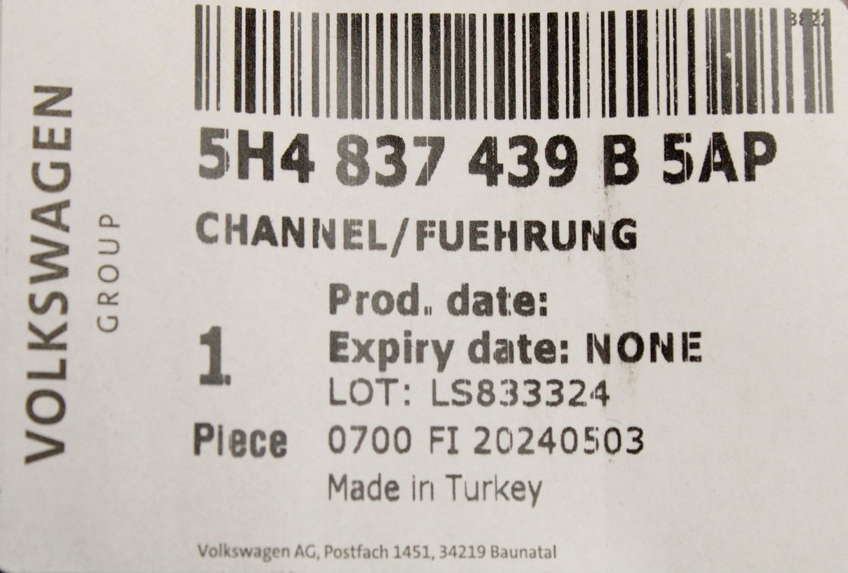 VW Golf MK8 2020-on window guide seal (front left) 5H4837439B 5AP