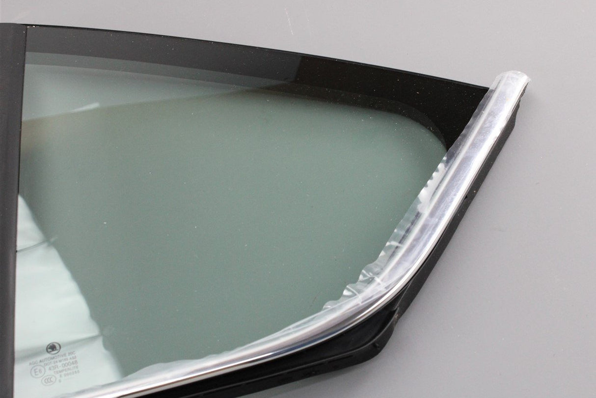 Skoda Octavia Saloon 2014-On Rear quarter window (Left) 5E5845213AD JV1