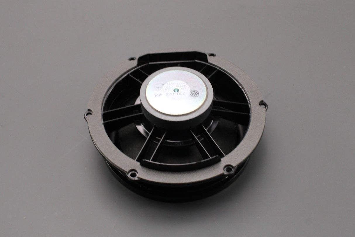 VW Arteon Passat Skoda Superb Kodiaq 2015-on speaker (front) 3G0035454