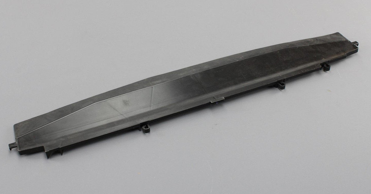 Skoda Octavia 2018-2021 Centre front air duct 5E0121295E
