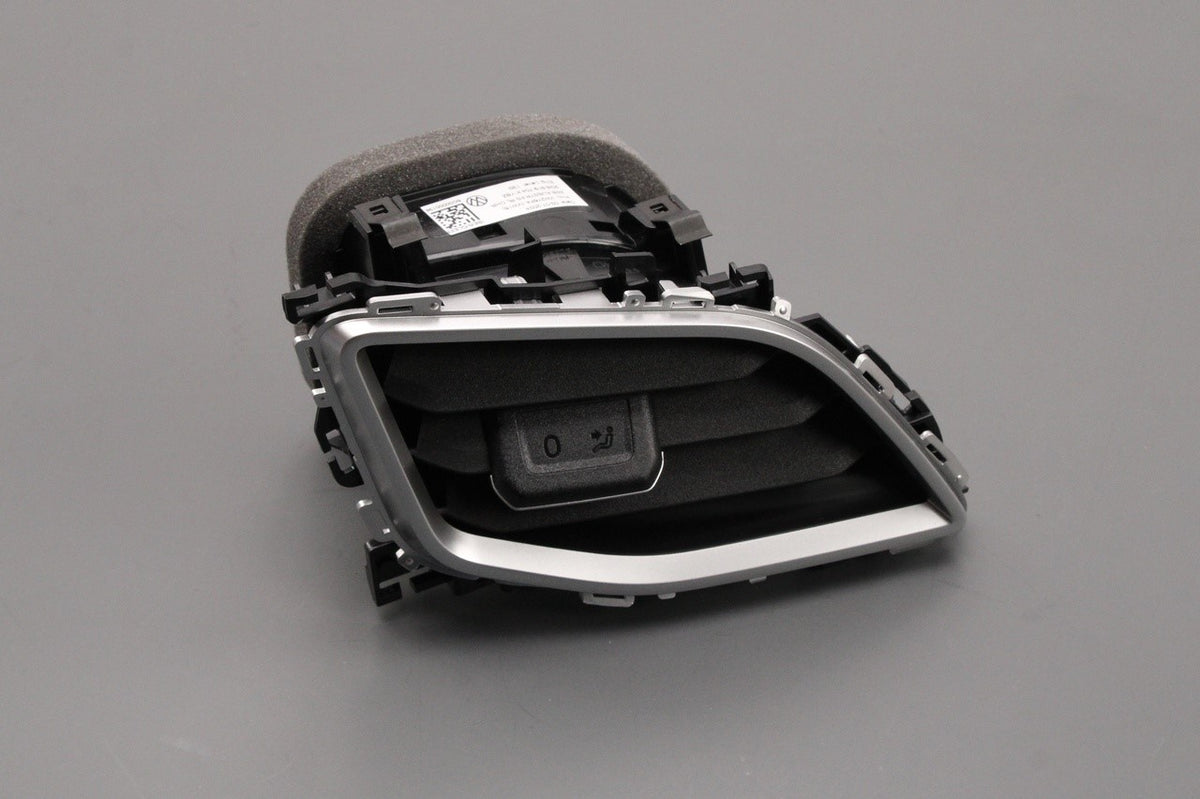 VW T-Roc 2018-on RHD dashboard air vent (right) 2GB819704K YBZ, view 1