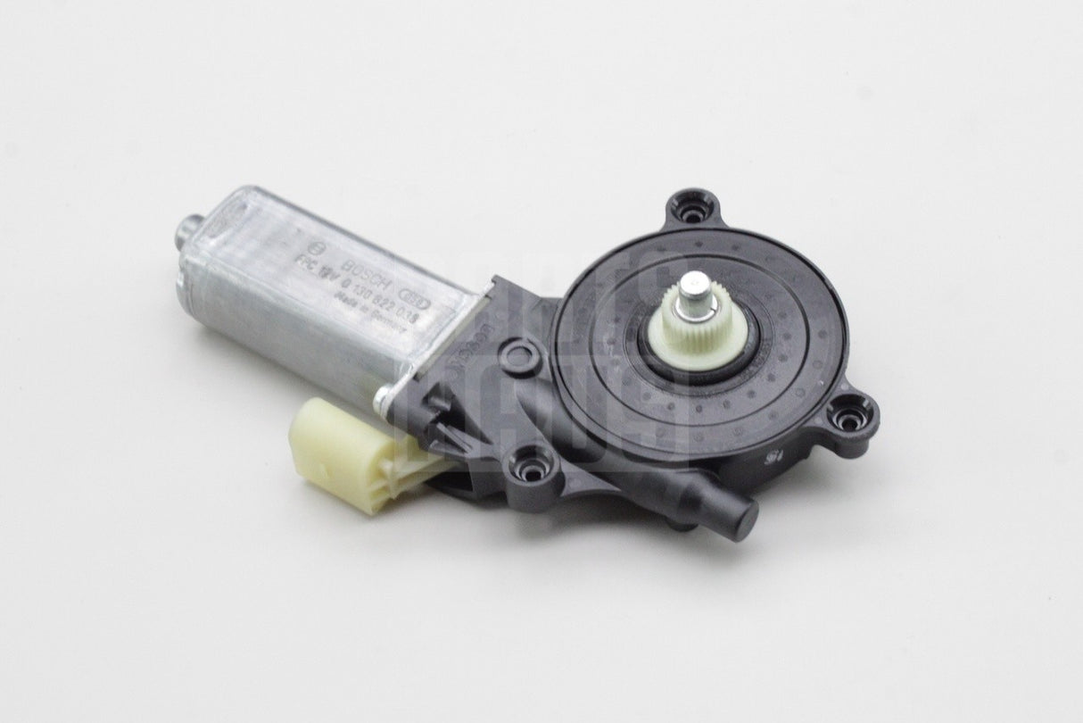 Audi TT TTS TTRS Roadster 07-14 wind deflector actuator motor 8J7959111