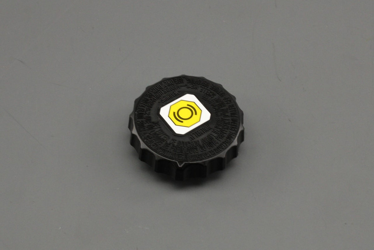 Toyota Lexus brake fluid reservoir cap 47230-47090, view 1