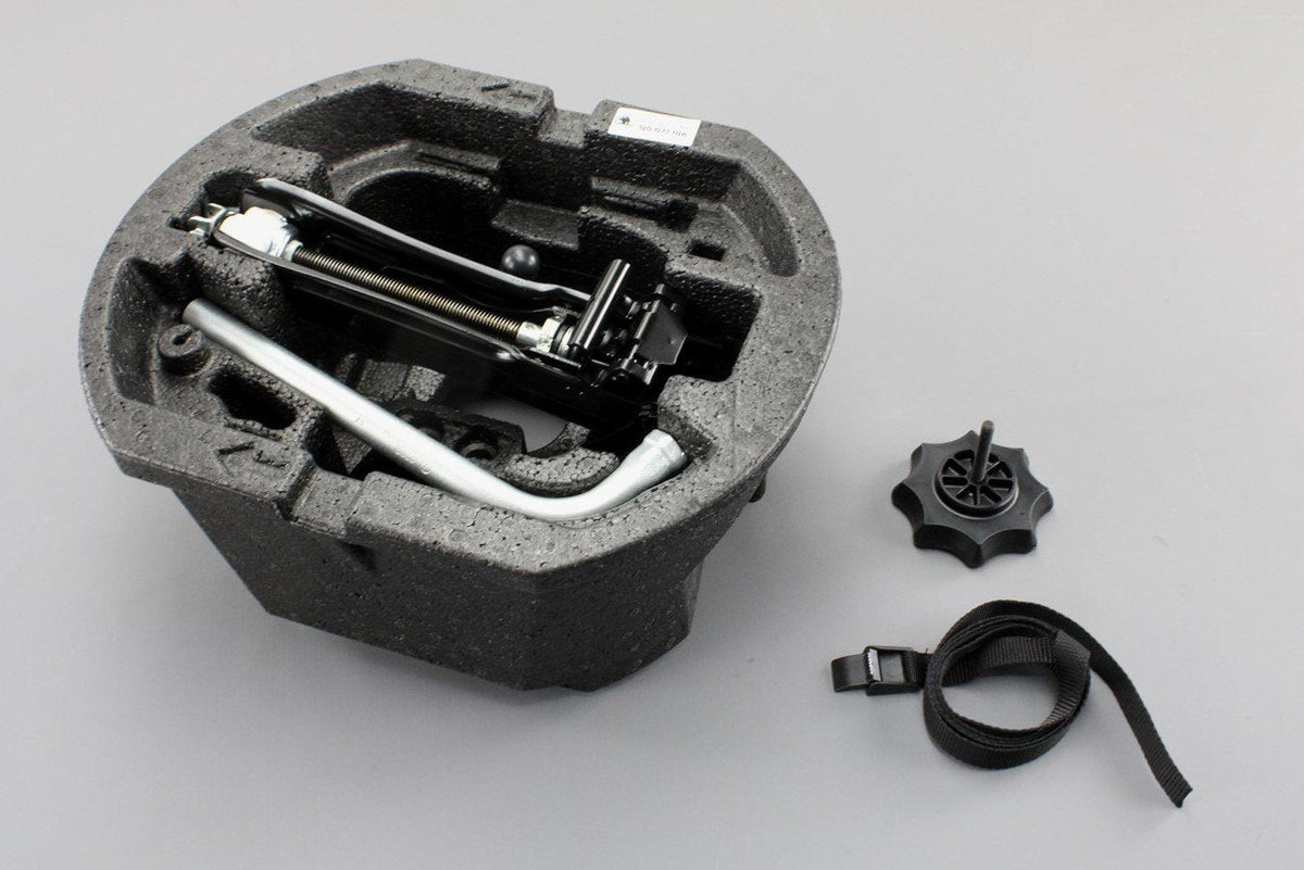 Skoda Fabia 5J 2008-2014 Spare wheel well tool kit 5J0071108, view 1