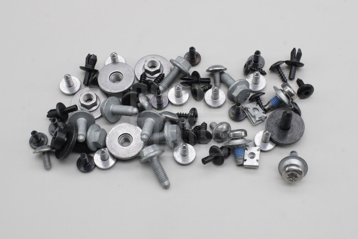 Audi A3 8V 2013-2016 underbody trim fixings kit 8V5098646