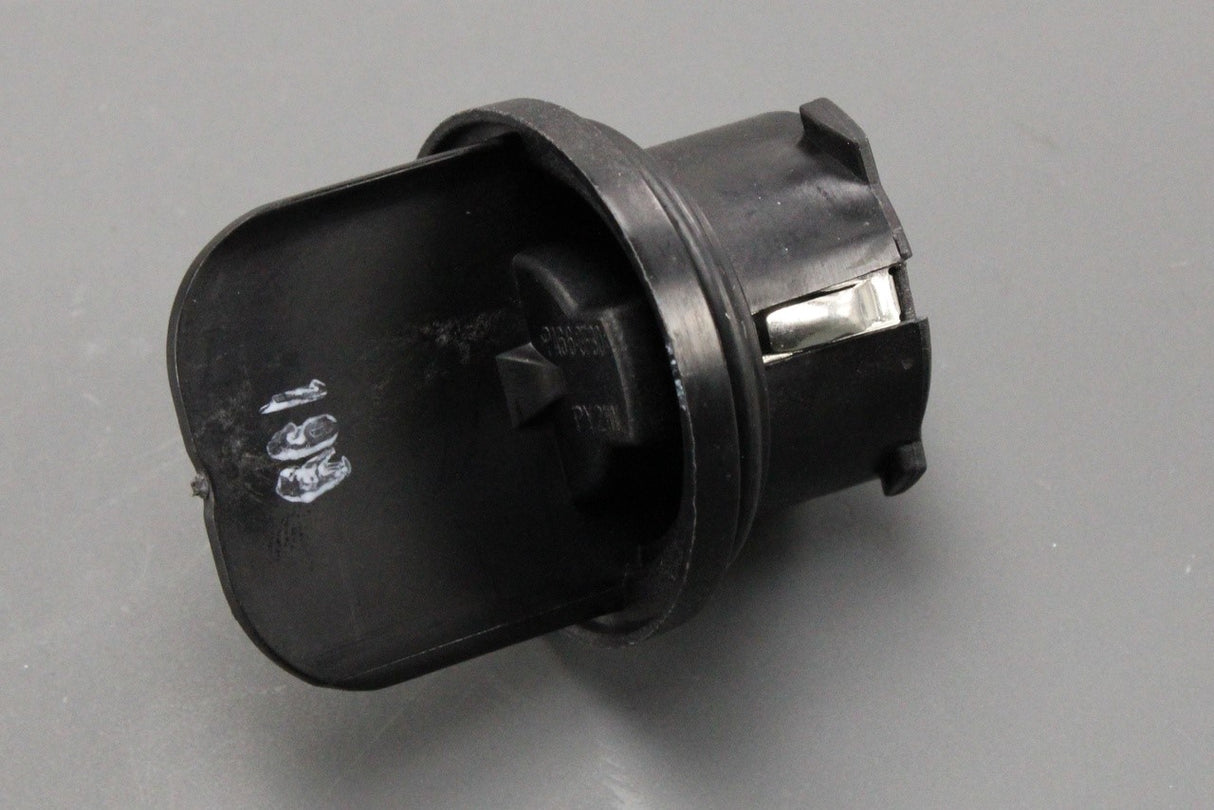 Audi A4 SEAT Leon Ibiza Toledo headlight bulb holder 8E0953053