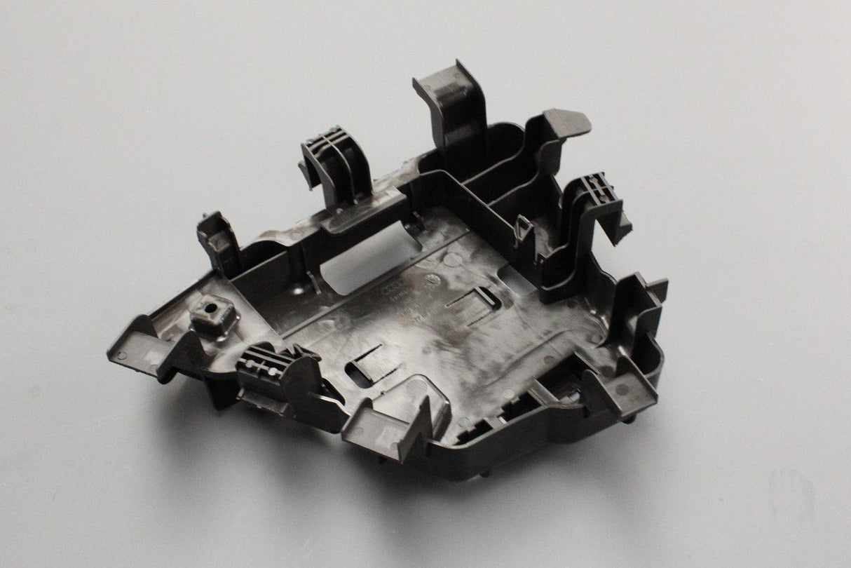 Audi Q7 2016-on bracket for the trailer detection control unit 4M0907297