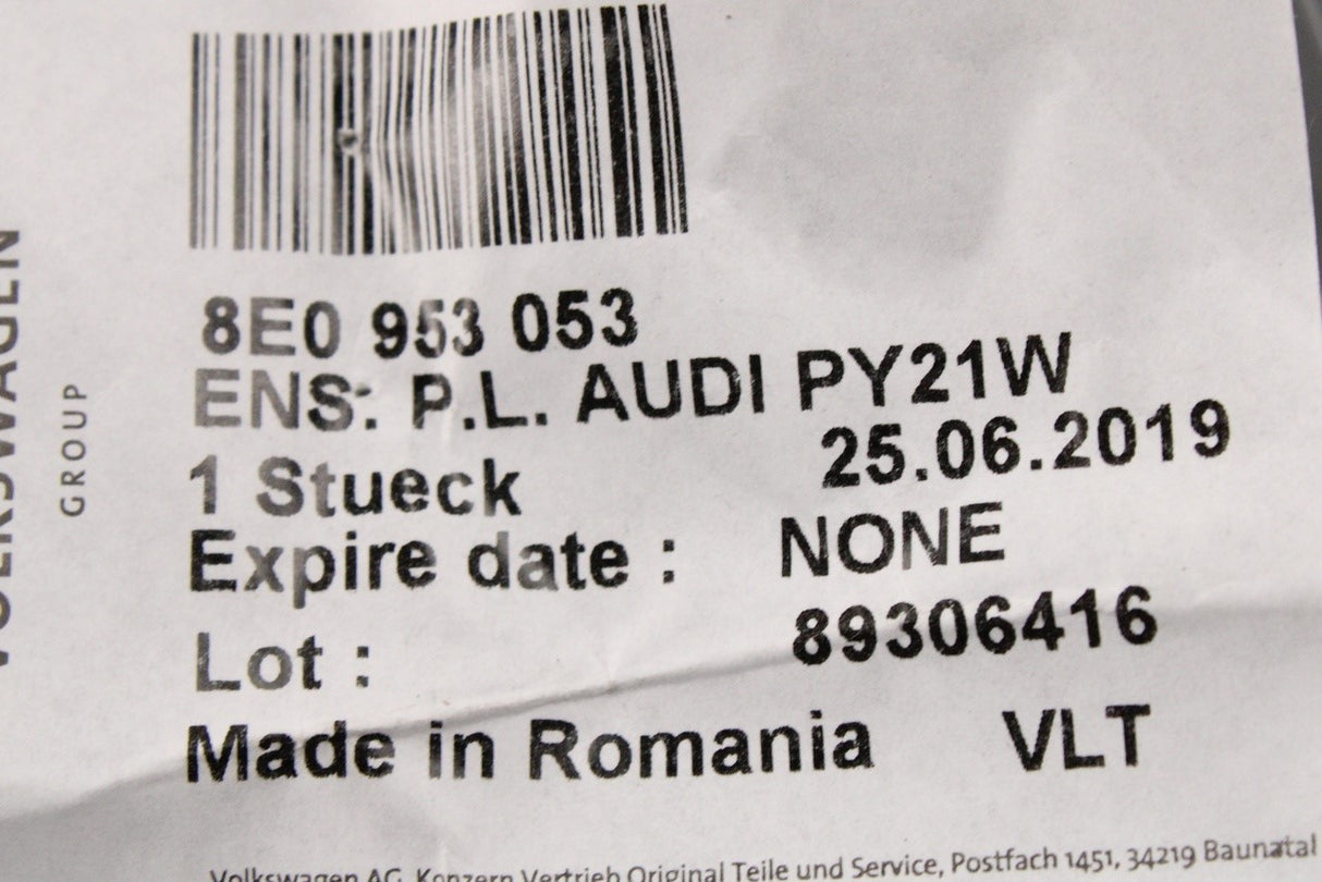 Audi A4 SEAT Leon Ibiza Toledo headlight bulb holder 8E0953053
