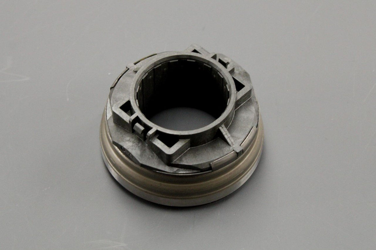 VW Passat Audi A4 Skoda SEAT clutch release bearing (6-speed) 01E141165D