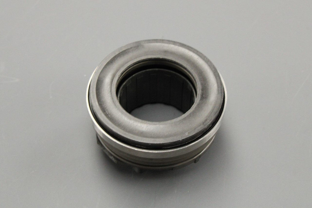 VW Passat Audi A4 Skoda SEAT clutch release bearing (6-speed) 01E141165D