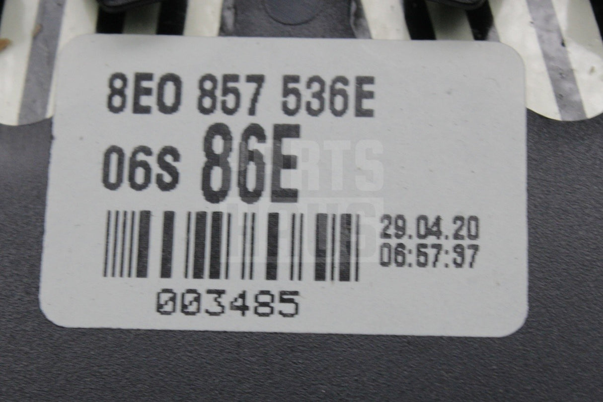 Audi A3 S3 8P 04-09 A4 S4 RS4 01-09 wing mirror glass (right) 8E0857536E