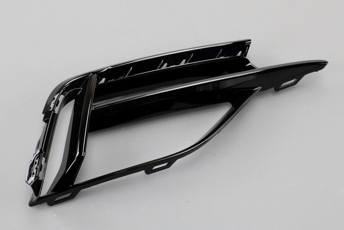 VW Golf R MK7.5 lower front bumper grille insert (right) 5G0853666R 041, view 1