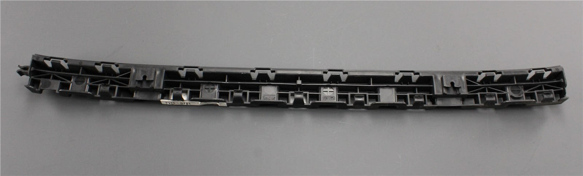 Mercedes-Benz A-Class W176 rear bumper bracket (centre) A176885006564, view 1