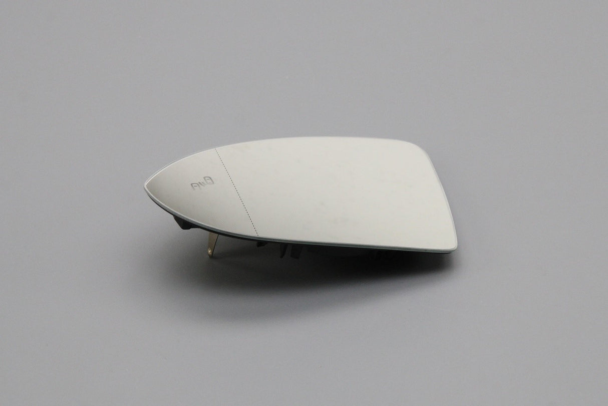 VW Golf MK7 MK7.5 2013-2020 LHD wing mirror glass (left) 5G0857521M