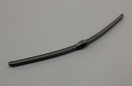 Touareg 7P 2011-2018 RHD windscreen wiper blades (front) 7P0955425C
