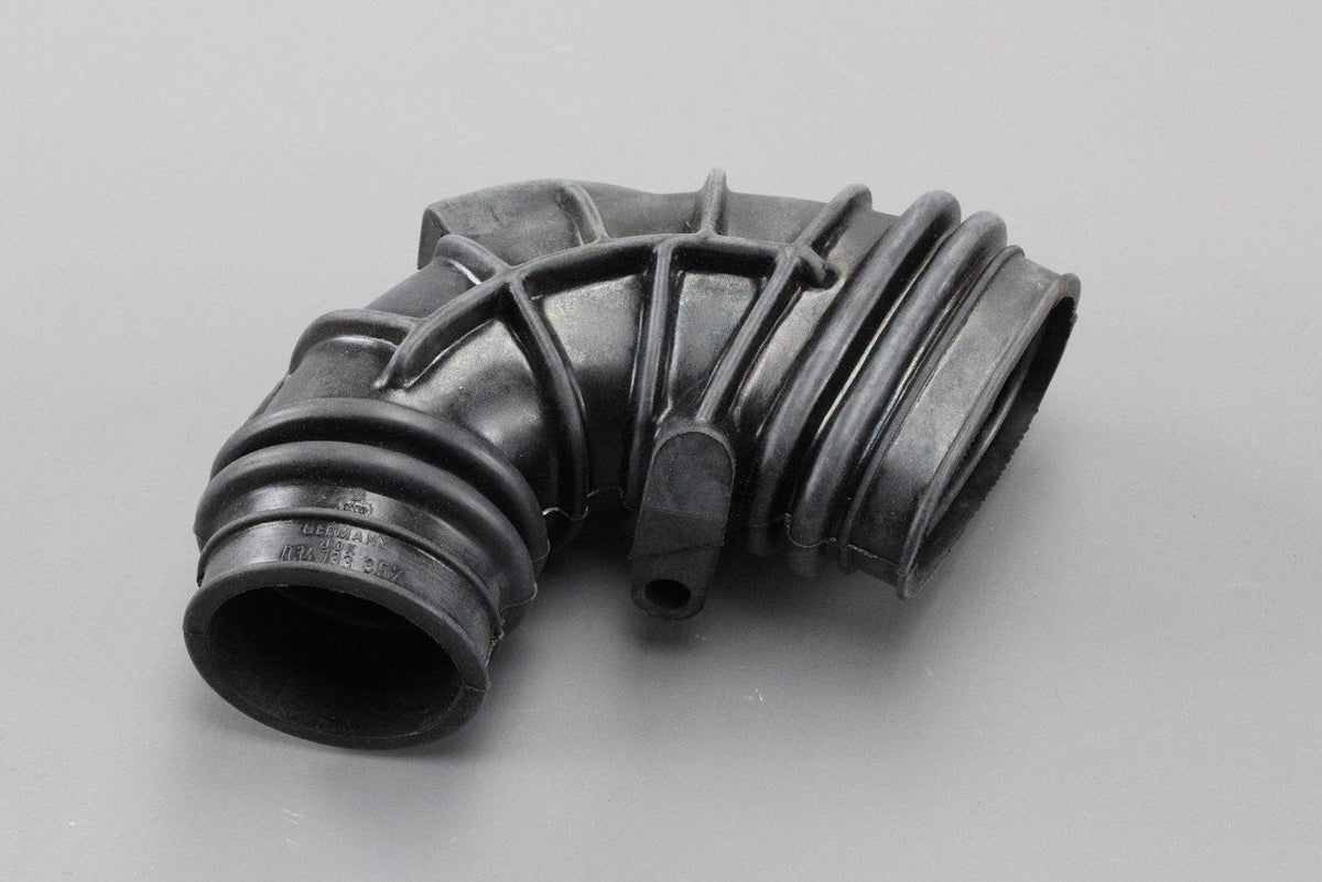 Audi 80/90 Coupe Quattro air intake pipe hose 034133357, view 1