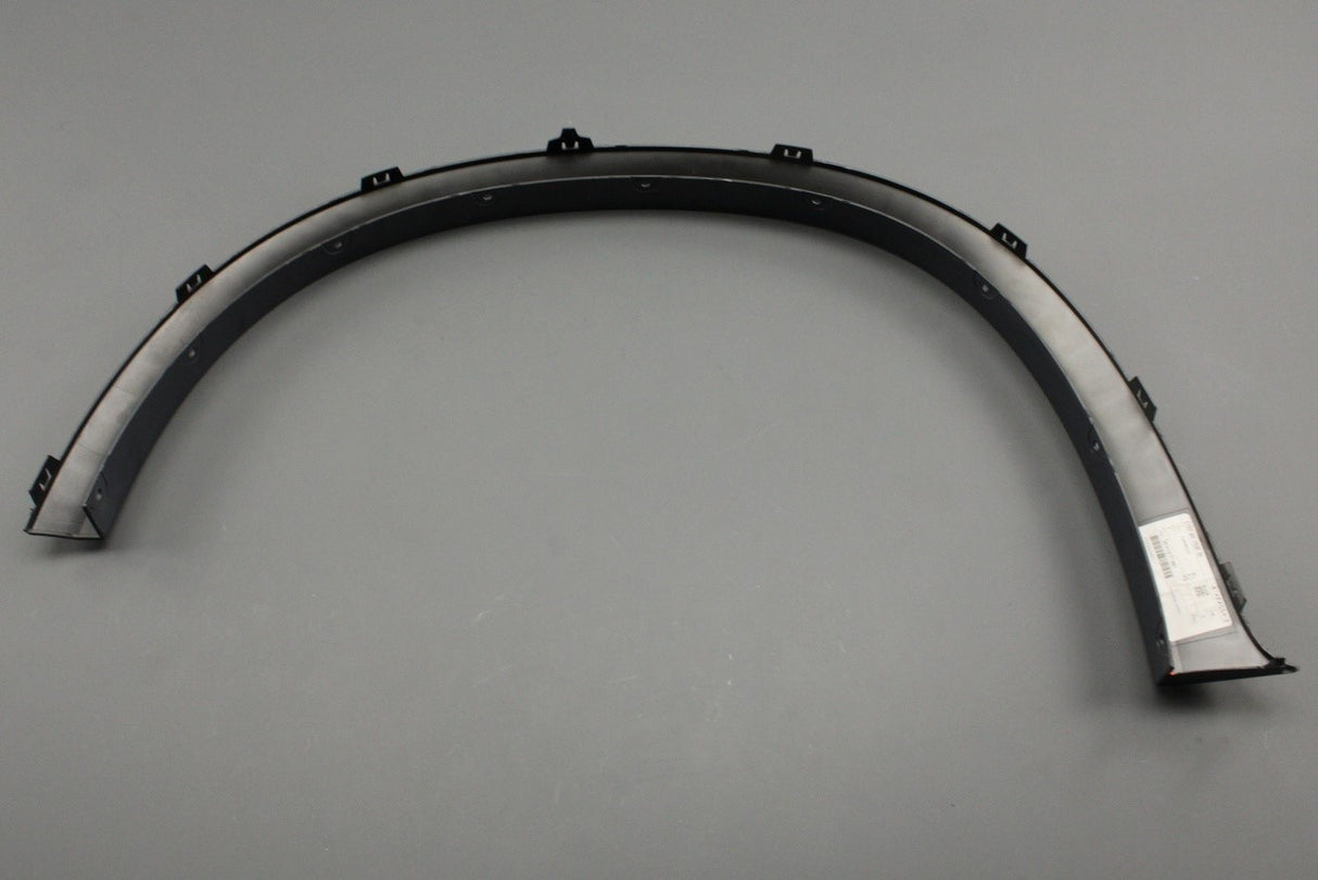 BMW X5 E70 2006-2013 rear wheel arch trim cover (right) 51778037294