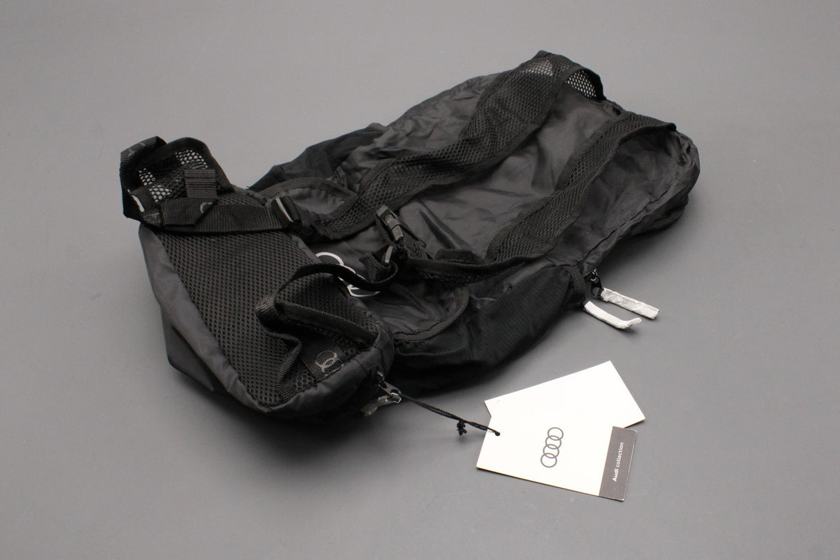 Audi 2-in-1 hip bag & daypack bag 3152200100