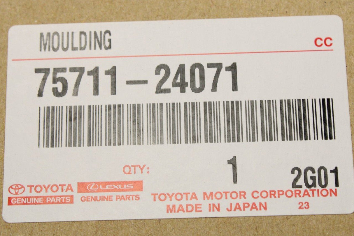 Lexus SC430 2001-2010 door weather strip (front right) 75711-24071