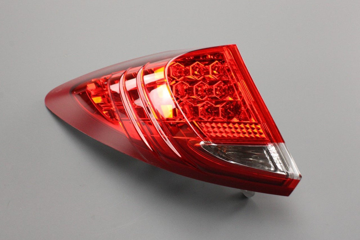 Honda Civic 5 door tail light (rear left) 33550-TV0-E01