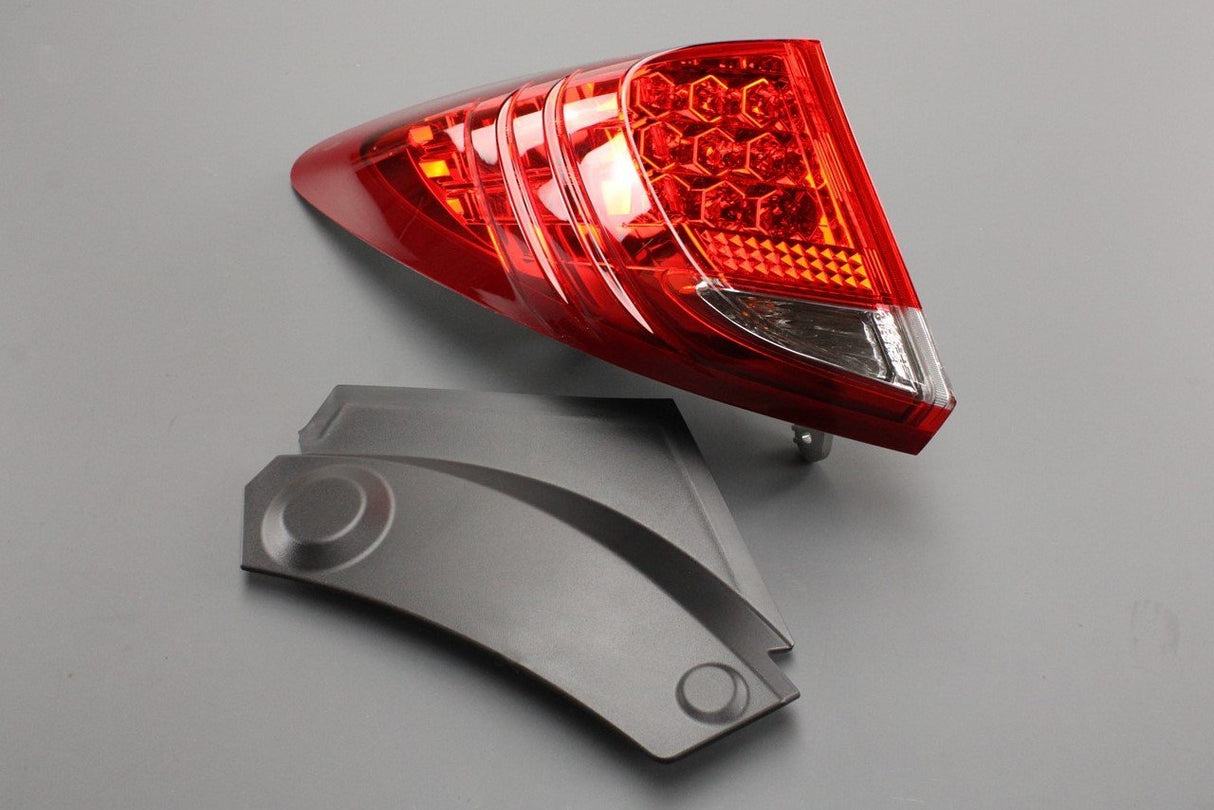 Honda Civic 5 door tail light (rear left) 33550-TV0-E01