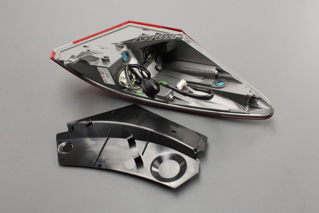 Honda Civic 5 door tail light (rear left) 33550-TV0-E01