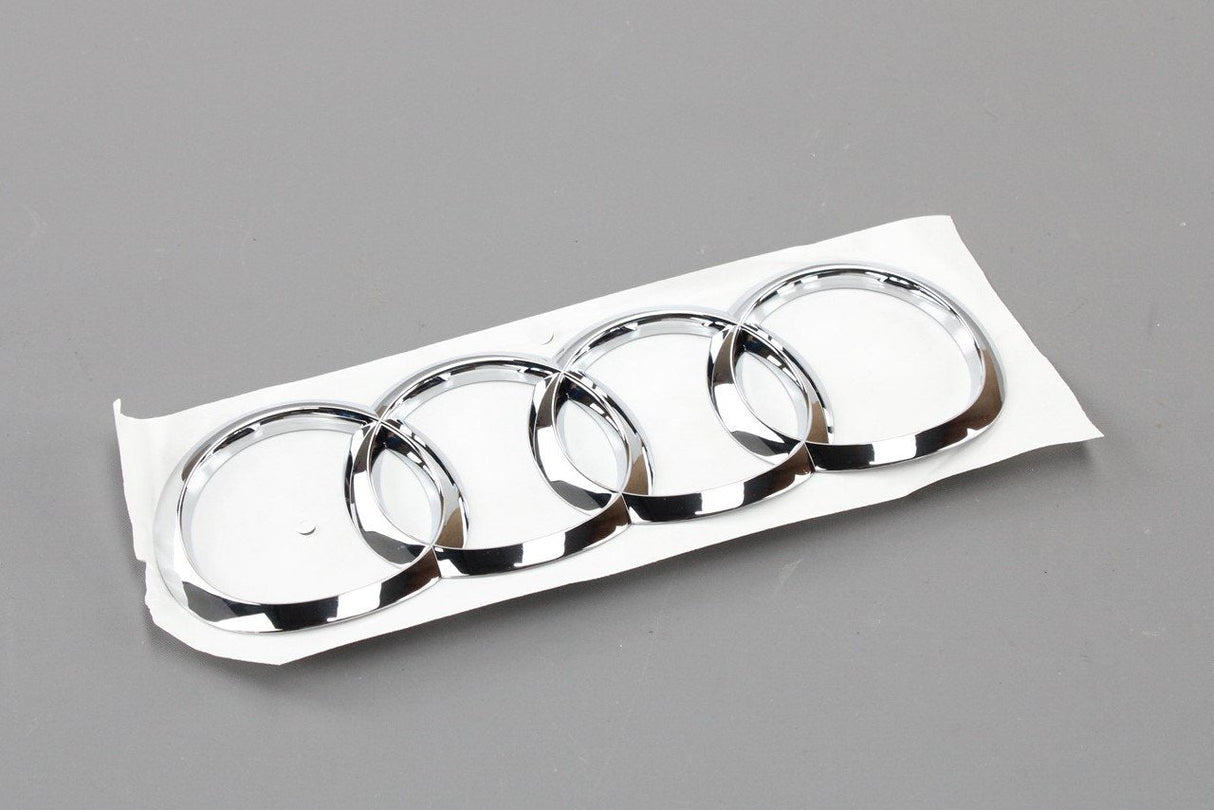Audi A6 S6 Saloon C7 11-17 Q5 Audi rings logo badge (rear) 4G5853742 2ZZ