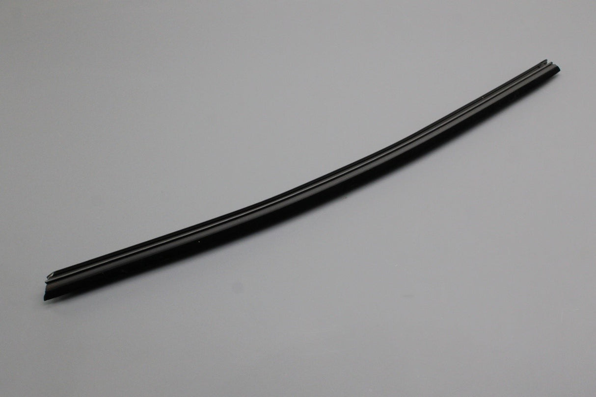 VW Up Skoda SEAT front inner window aperture seal (right) 1S4837480B 5AP
