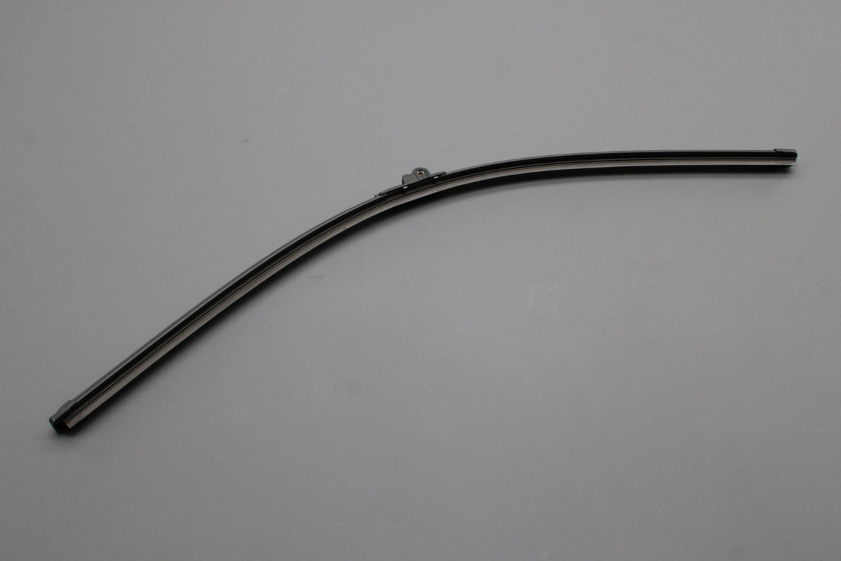 VW Touareg 2003-2010 RHD front windscreen wiper blade (x1) 7L0955425M